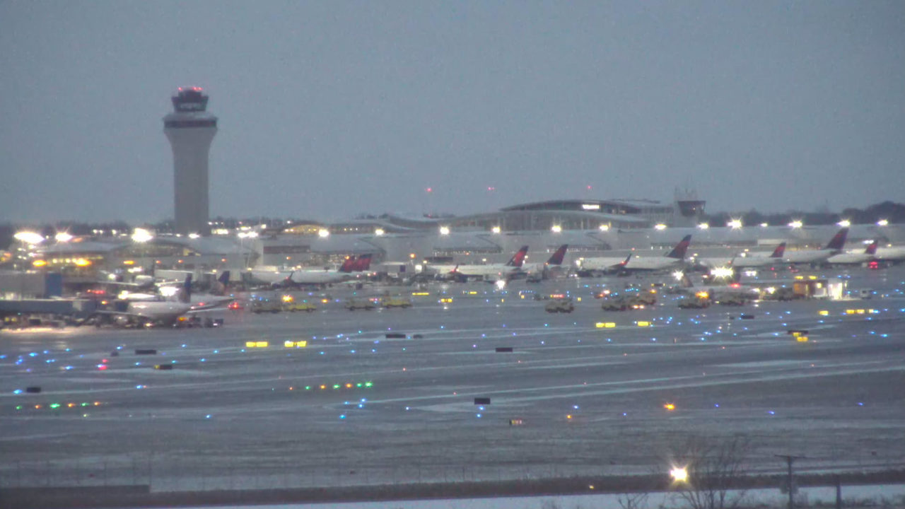 Reply))) opinion Webcam inside miami international airport Webcam inside miami international airport criticism advise